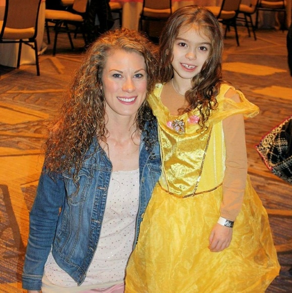 Meet Your Posher - Picture 4 of 6